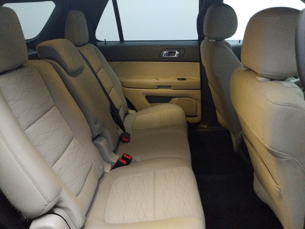 2014 Ford Explorer - Passenger Rear Seat