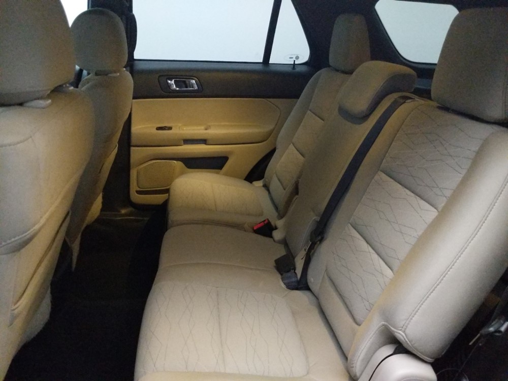 2014 Ford Explorer - Driver Rear Seat