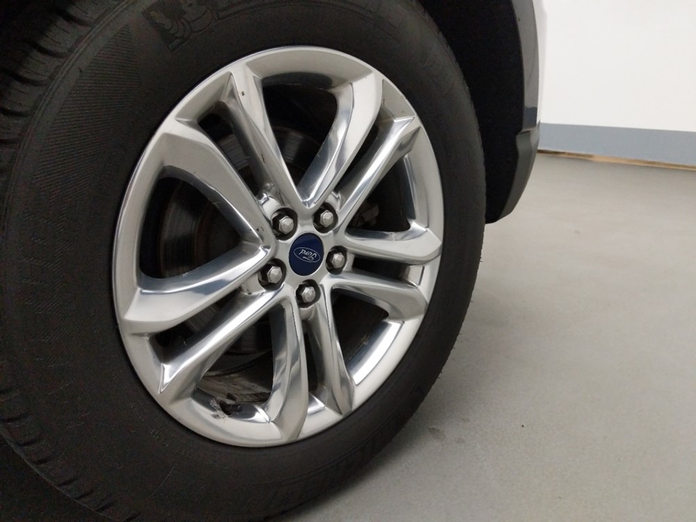 2015 Ford Edge - Wheel
