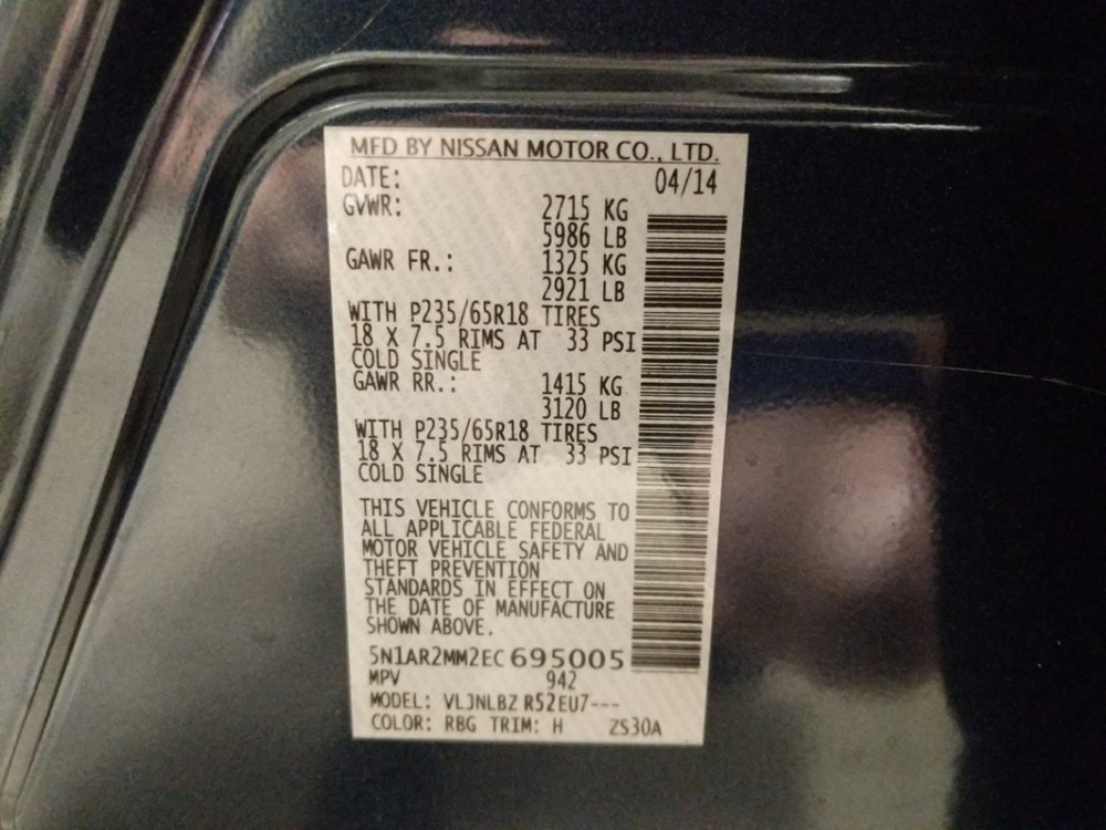 2014 Nissan Pathfinder - VIN Plate