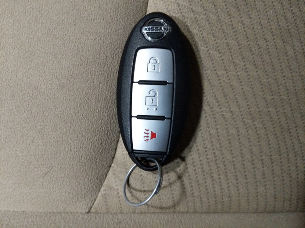 2014 Nissan Pathfinder - Keys