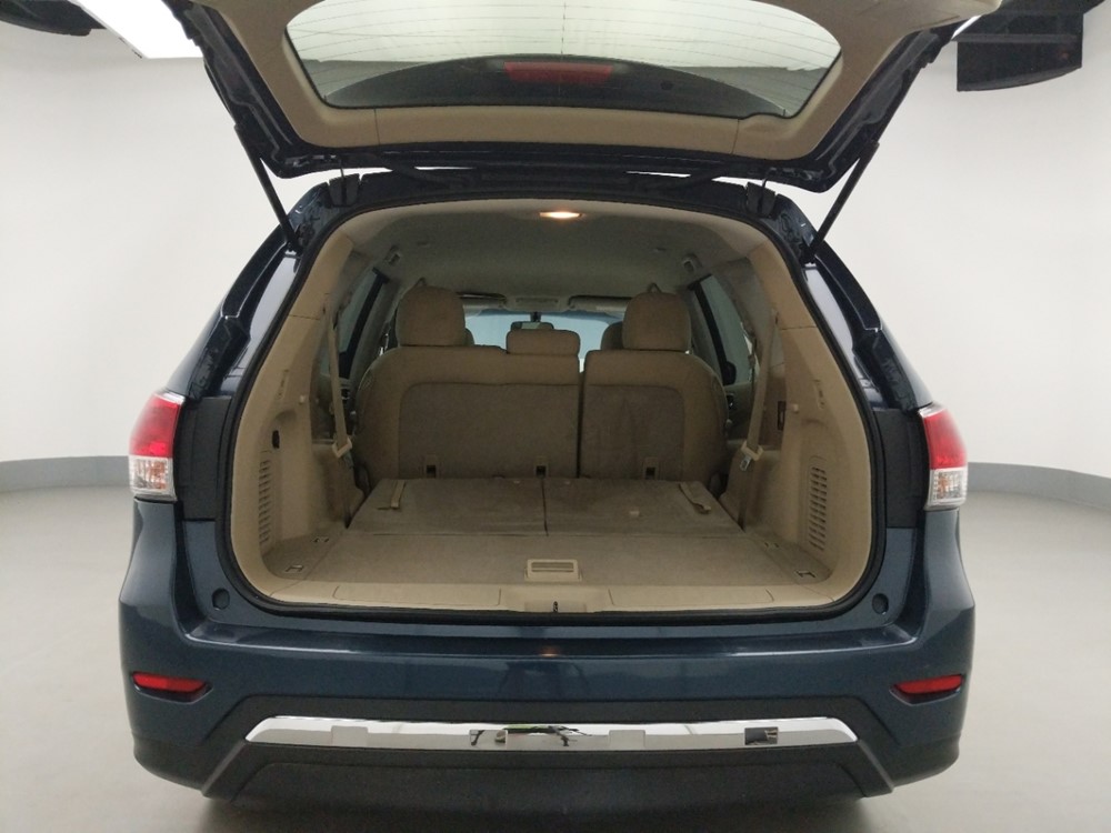 2014 Nissan Pathfinder - Trunk