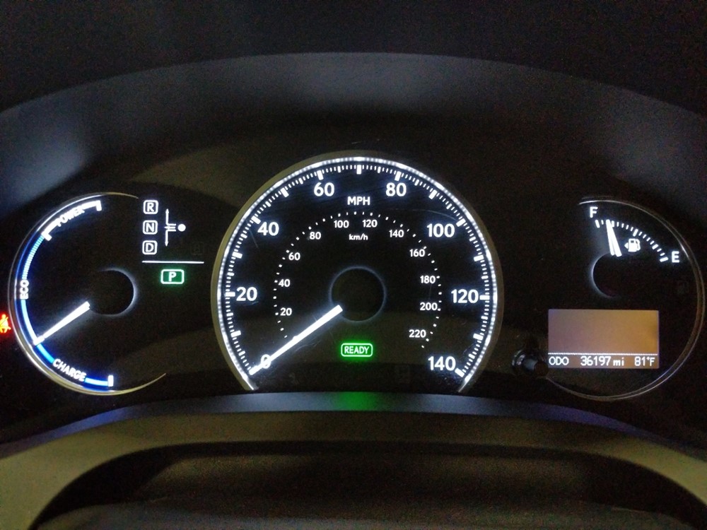 2015 Lexus CT 200h - Odometer Close Up