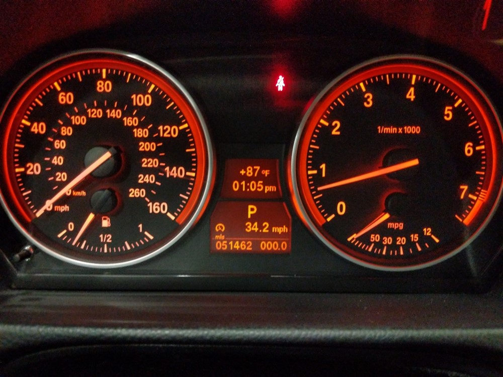 2011 BMW 328i - Odometer Close Up