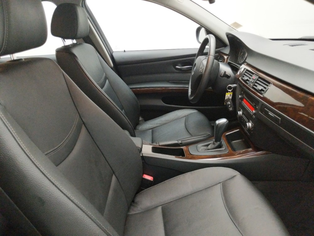 2011 BMW 328i - Passenger Front Seat