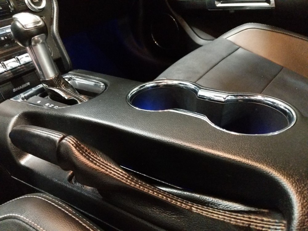 2017 Ford Mustang - Center Console/Cup Holders