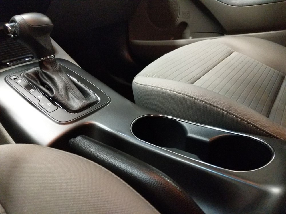 2015 Kia Forte - Center Console/Cup Holders