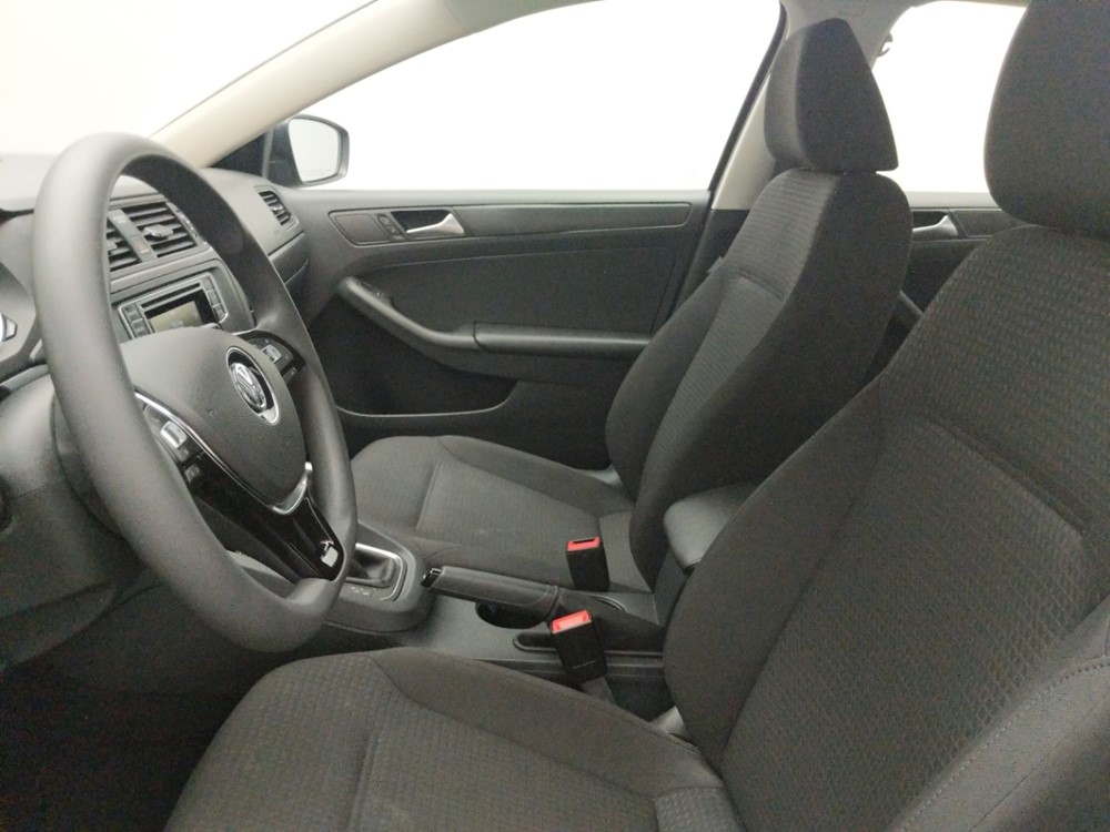 2016 Volkswagen Jetta - Driver Front Seat
