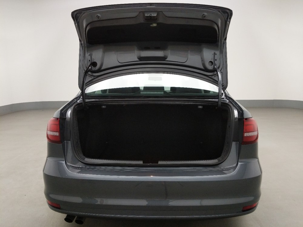 2016 Volkswagen Jetta - Trunk