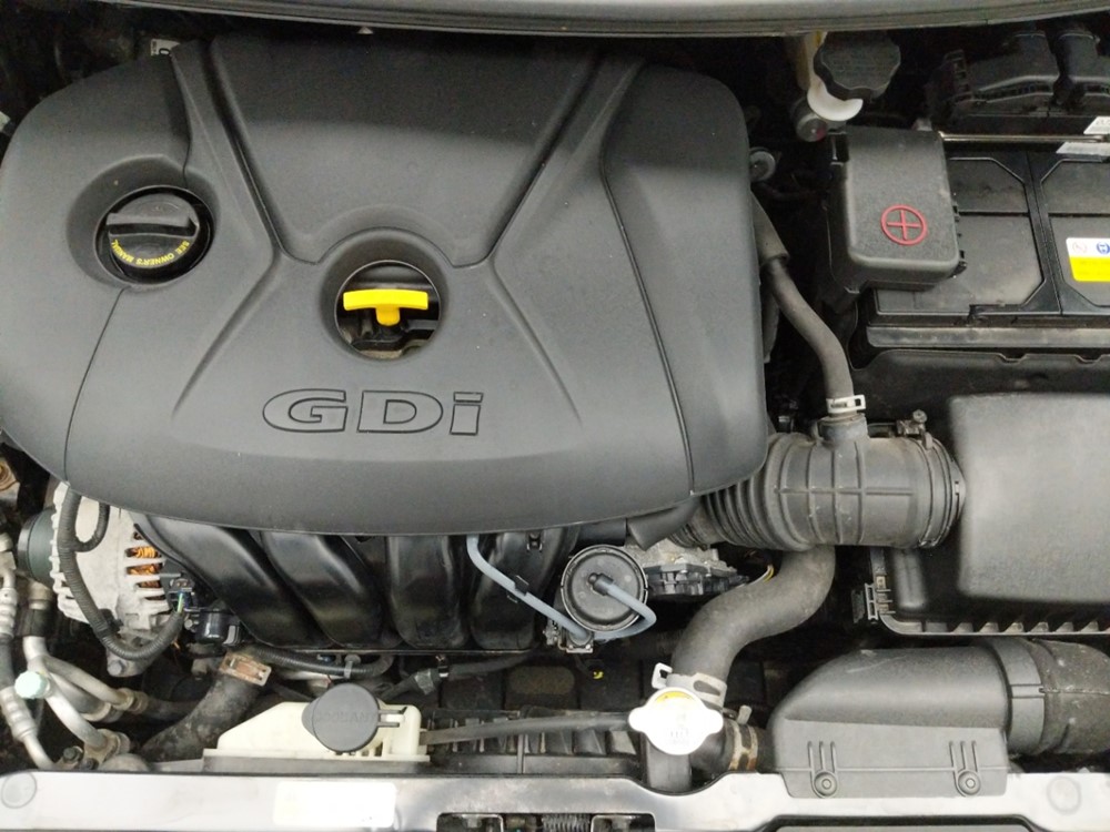2015 Kia Forte5 - Engine