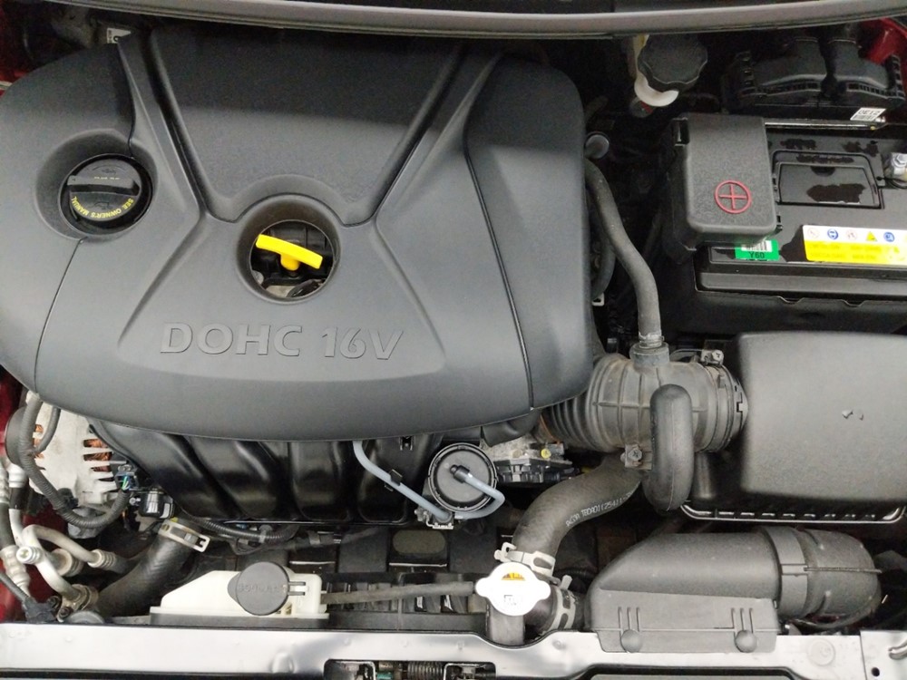 2016 Kia Forte - Engine