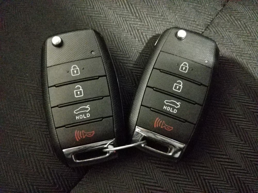 2016 Kia Forte - Keys