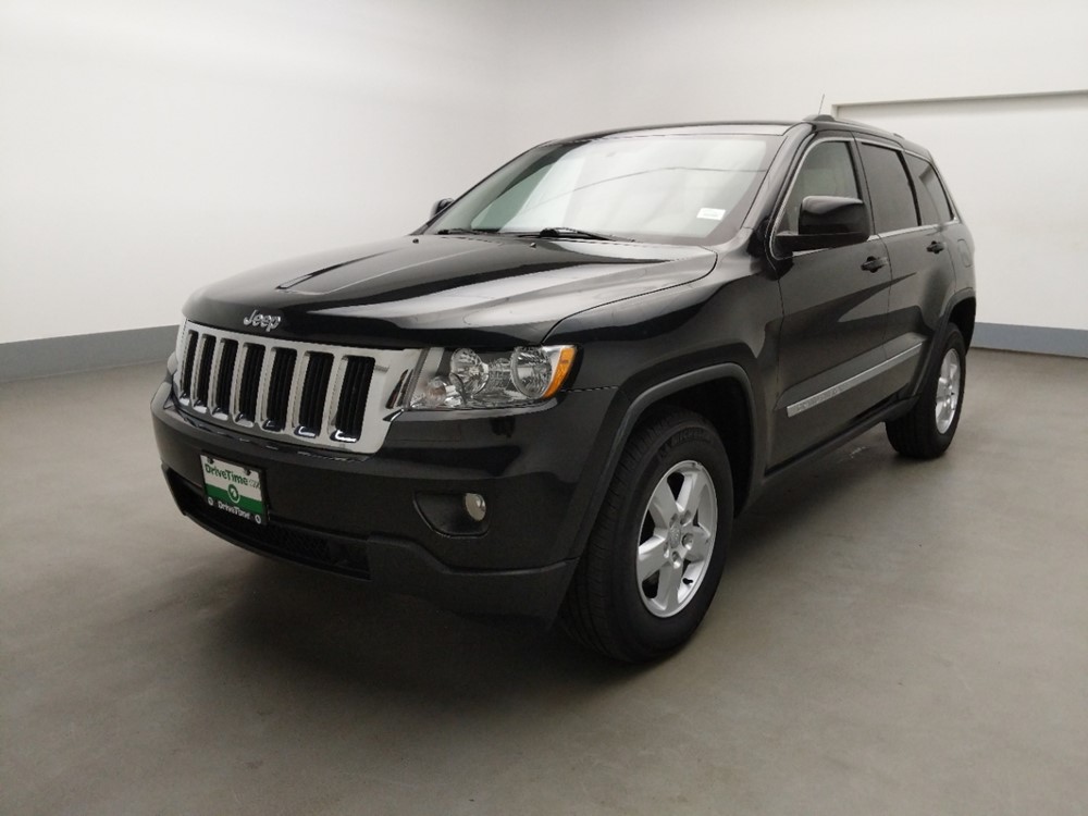 2011 Jeep Grand Cherokee - Driver Front Bumper