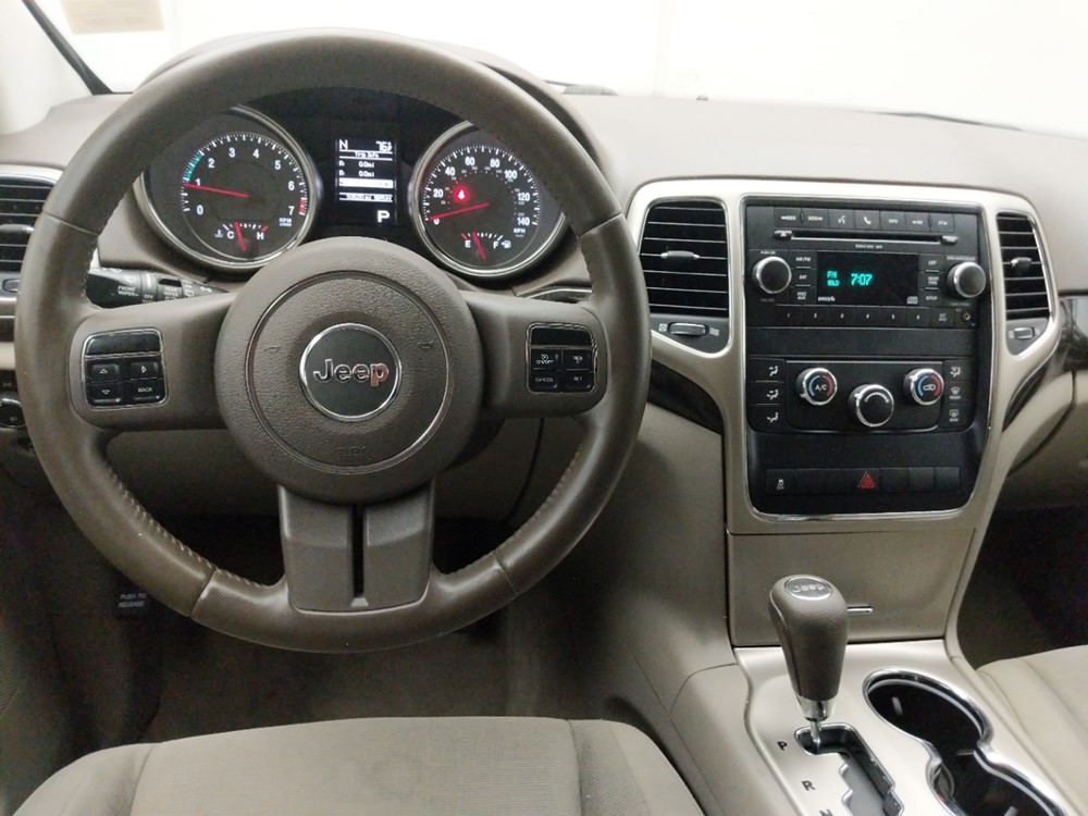 2011 Jeep Grand Cherokee - Driver Dash