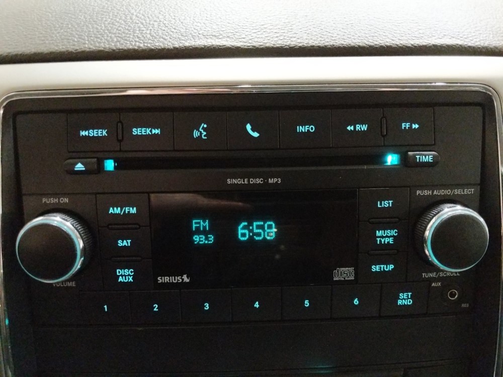 2011 Jeep Grand Cherokee - Stereo Package