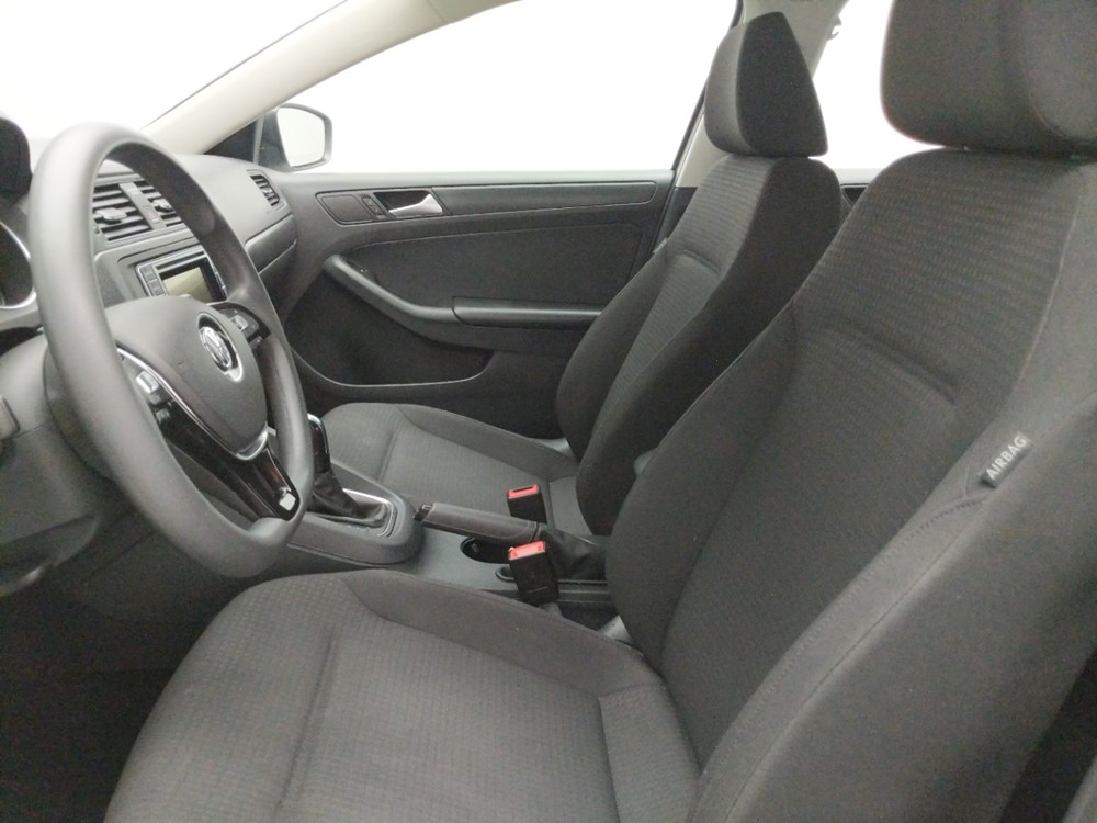 2016 Volkswagen Jetta - Driver Front Seat