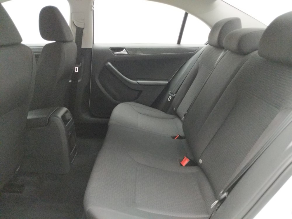 2016 Volkswagen Jetta - Driver Rear Seat
