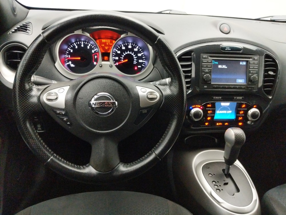 2013 Nissan JUKE - Driver Dash