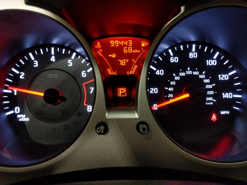 2013 Nissan JUKE - Odometer Close Up