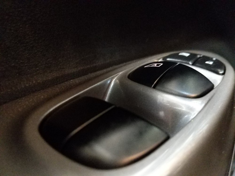 2013 Nissan JUKE - Driver Power Windows/Lock Control