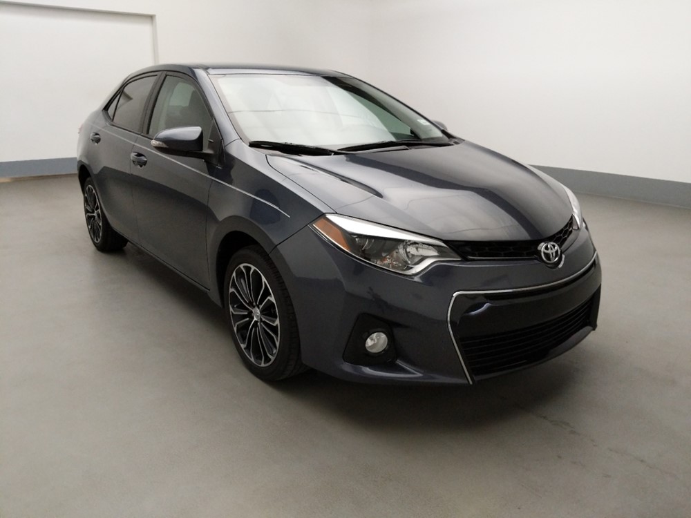 2016 Toyota Corolla - Passenger Front Bumper