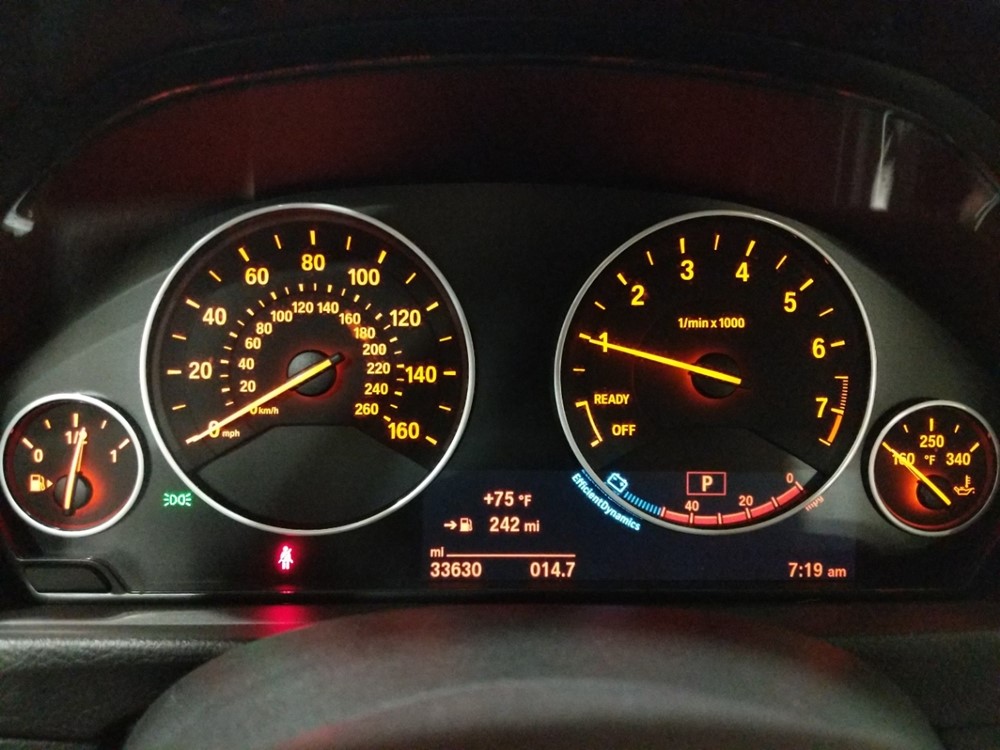 2015 BMW 328i - Odometer Close Up