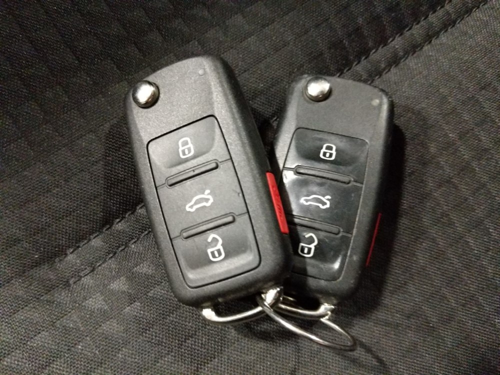 2016 Volkswagen Jetta - Keys