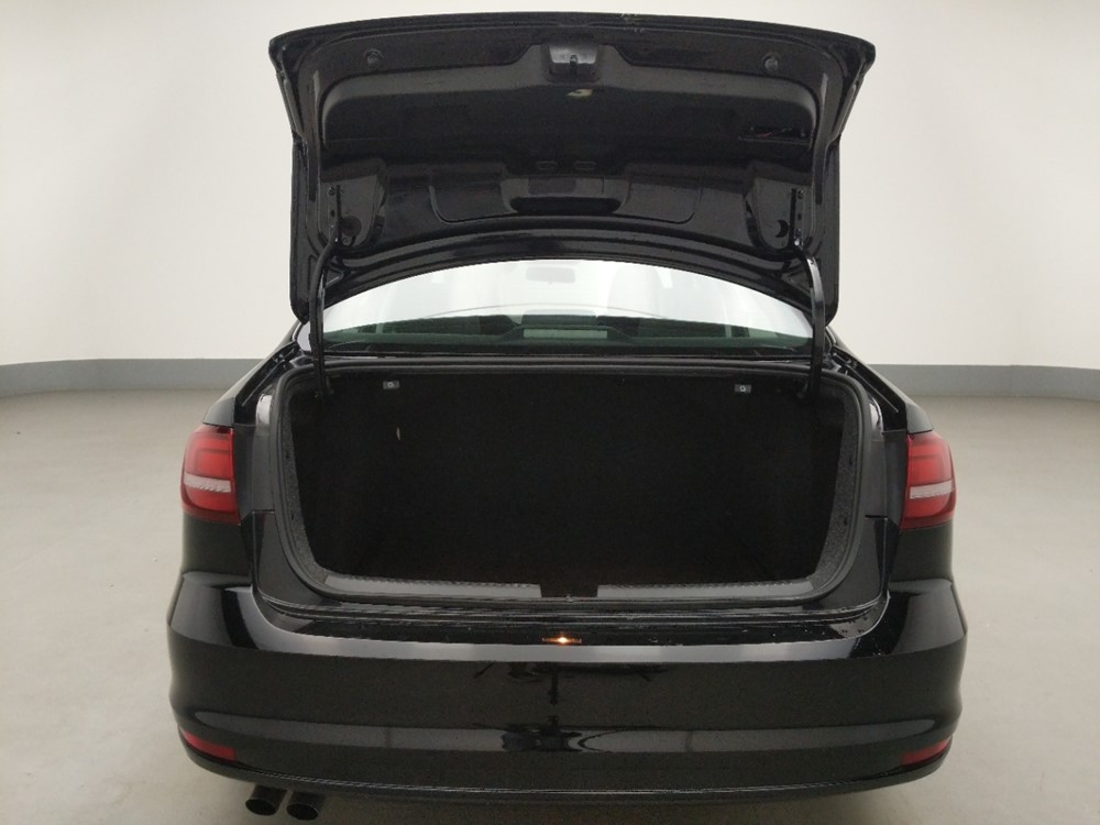 2016 Volkswagen Jetta - Trunk