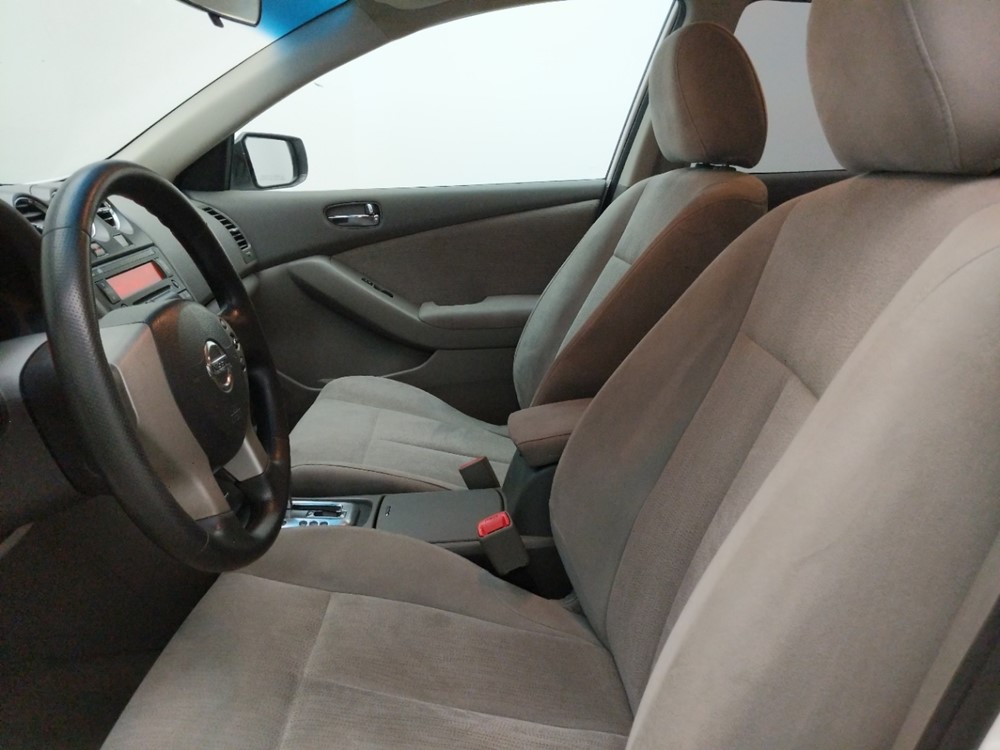 2012 Nissan Altima - Driver Front Seat