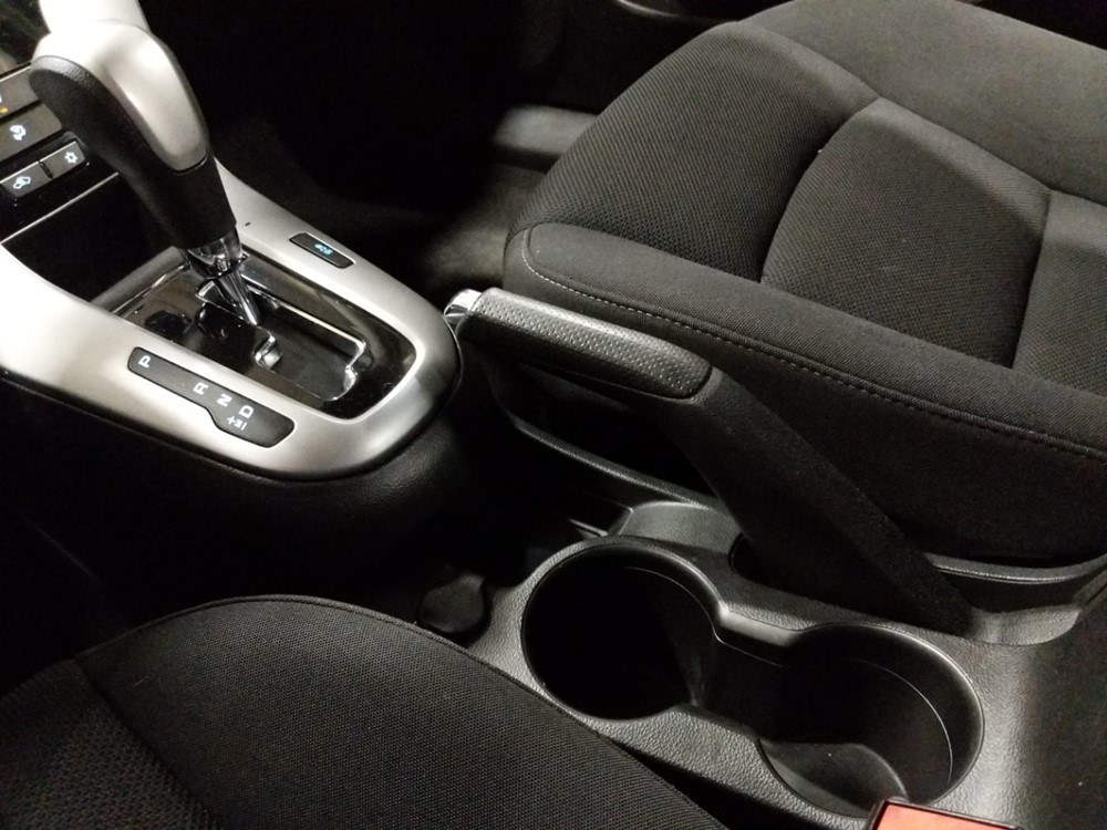 2015 Chevrolet Cruze - Center Console/Cup Holders