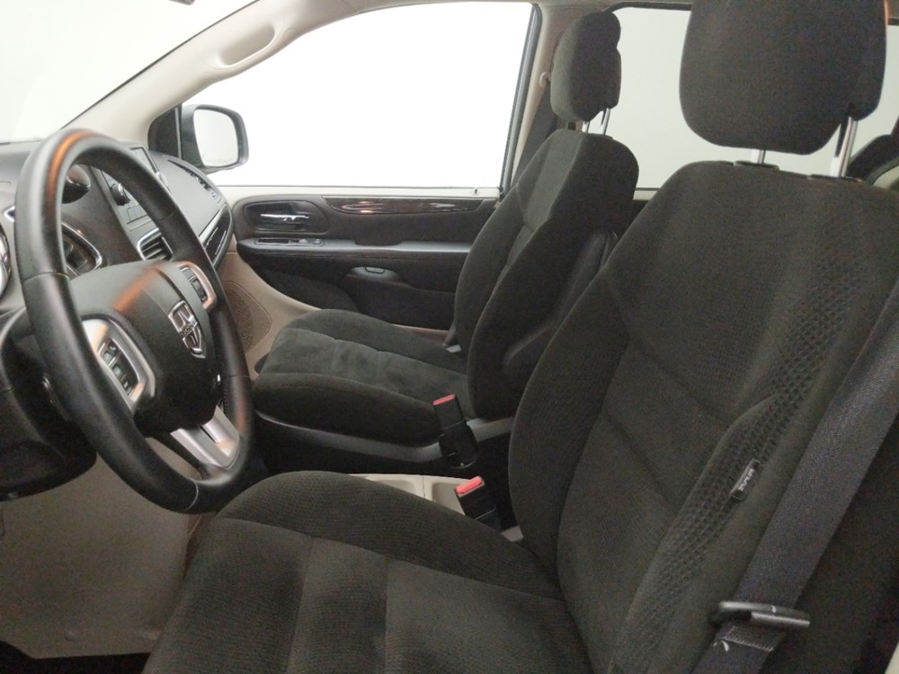 2016 Dodge Grand Caravan - Driver Front Seat