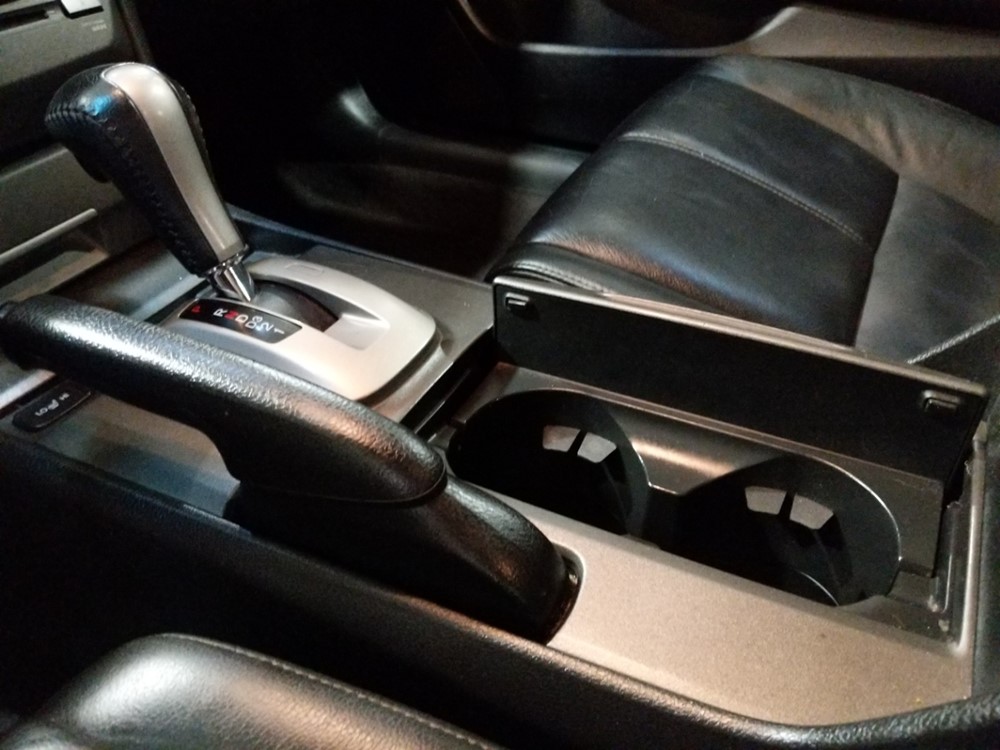 2010 Honda Accord - Center Console/Cup Holders