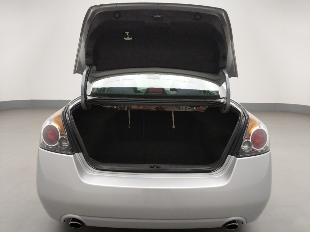 2011 Nissan Altima - Trunk