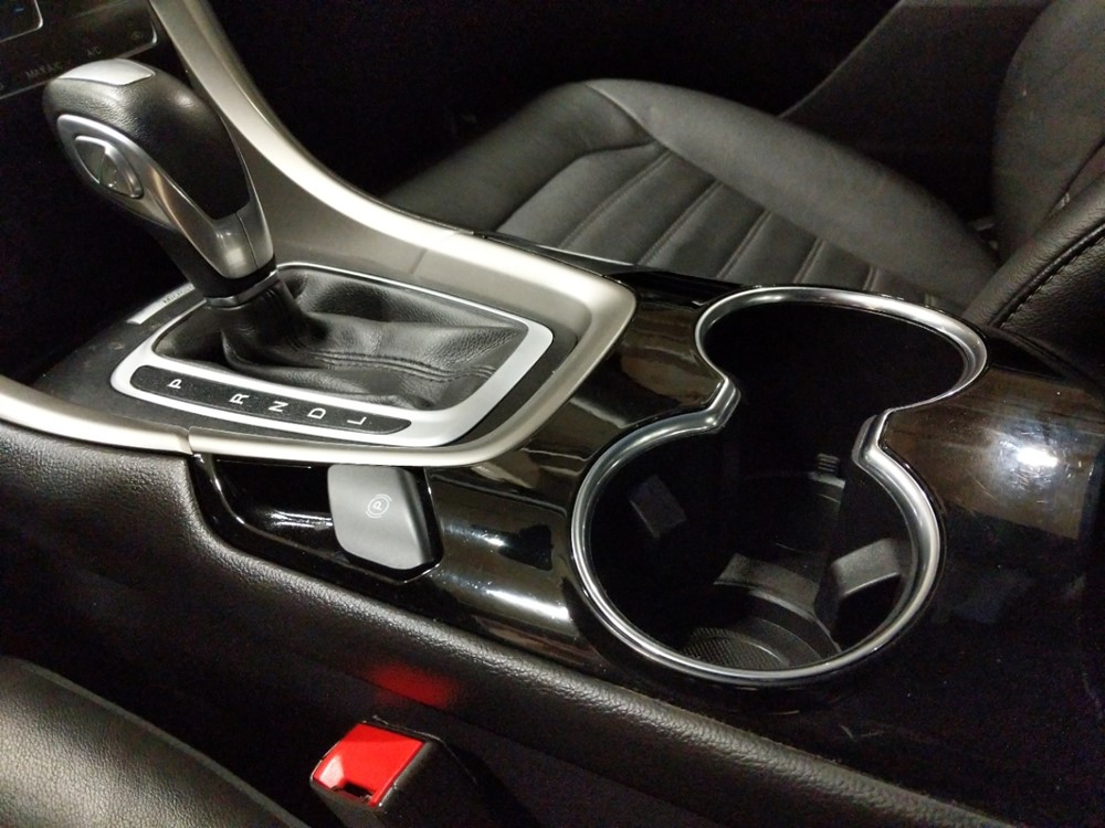2014 Ford Fusion - Center Console/Cup Holders