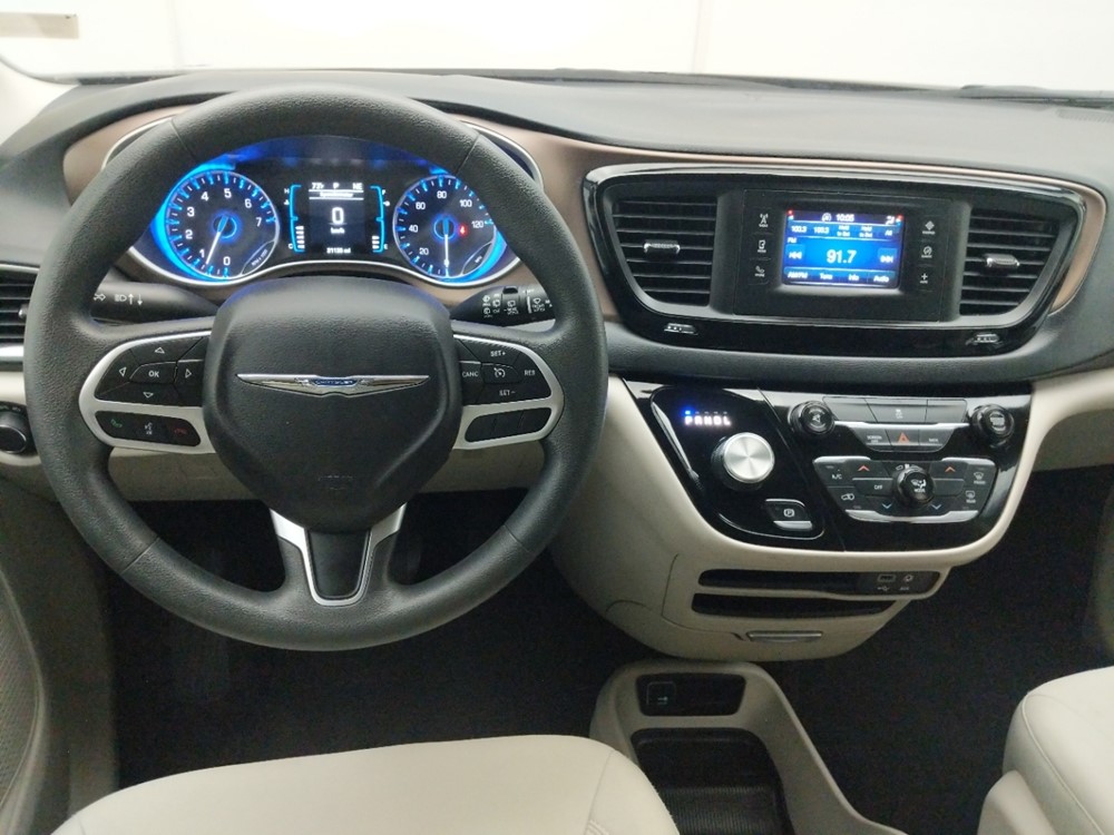 2017 Chrysler Pacifica - Driver Dash