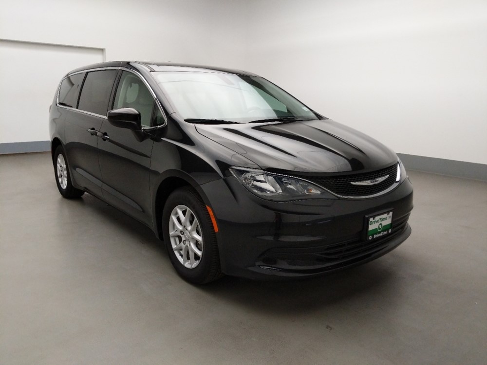 2017 Chrysler Pacifica - Passenger Front Bumper