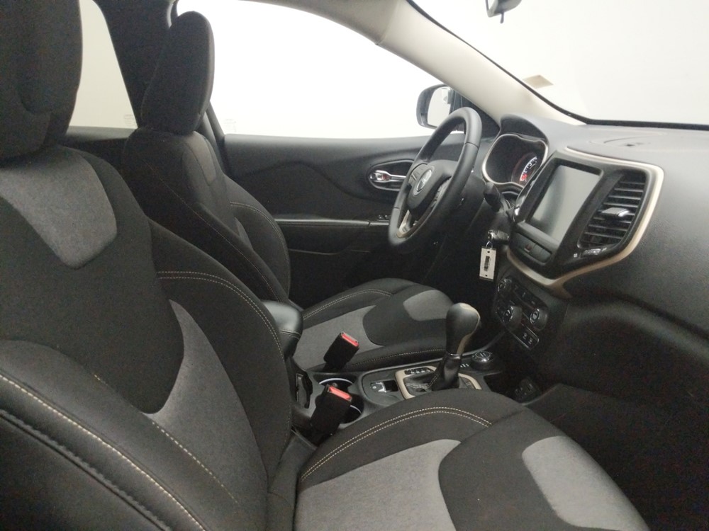 2014 Jeep Cherokee - Passenger Front Seat