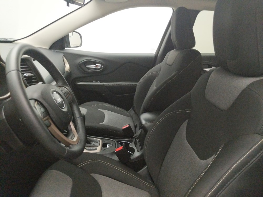 2014 Jeep Cherokee - Driver Front Seat