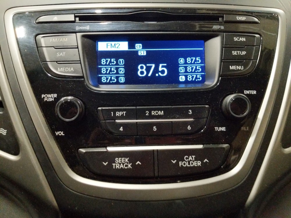 2016 Hyundai Elantra - Stereo Package