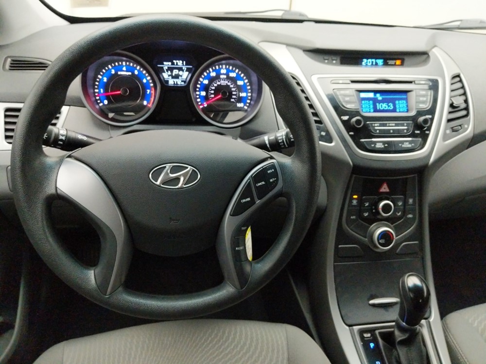 2016 Hyundai Elantra - Driver Dash