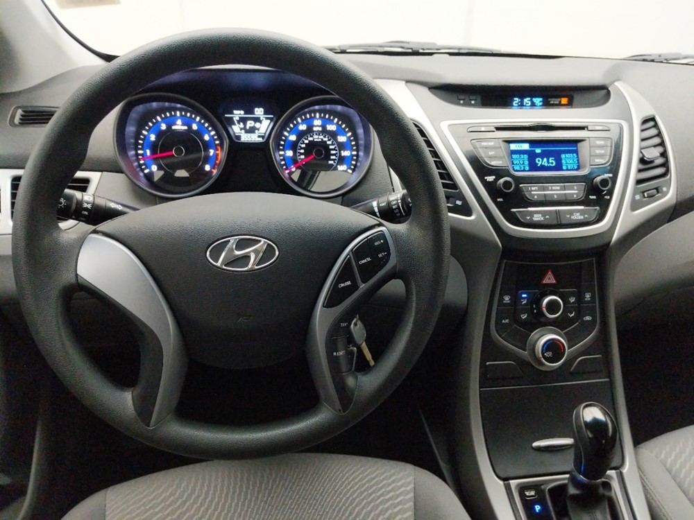 2016 Hyundai Elantra - Driver Dash