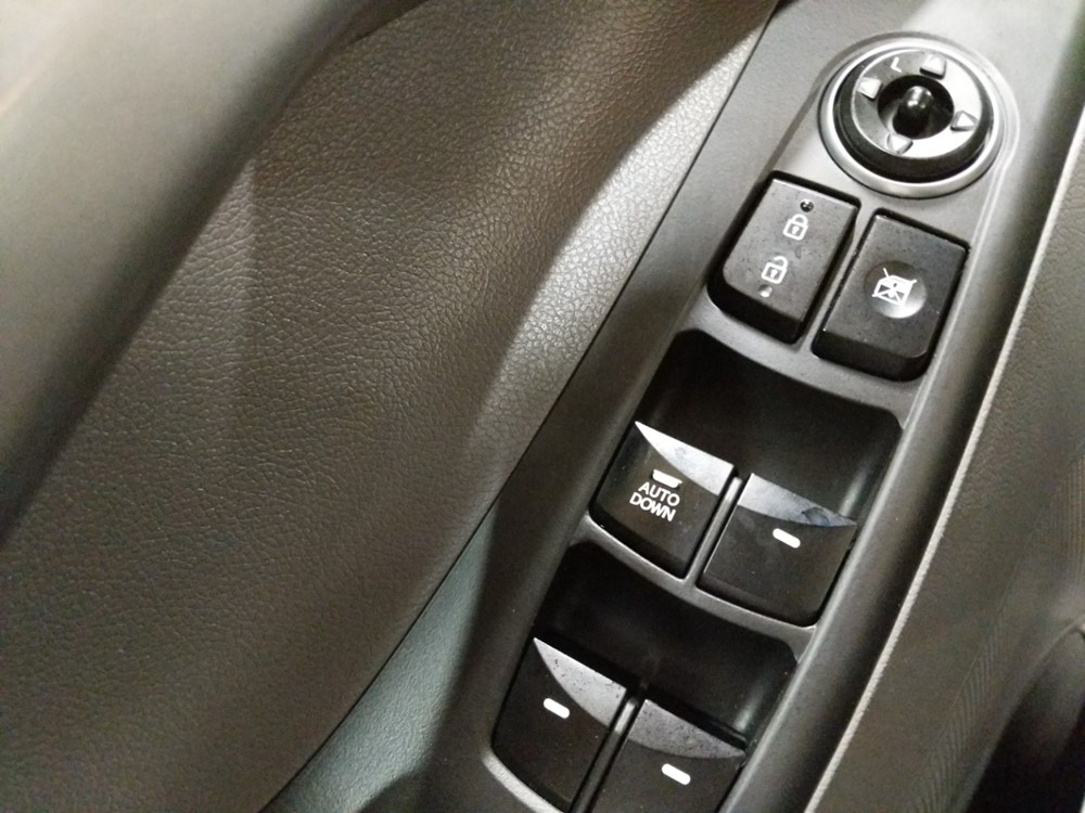 2016 Hyundai Elantra - Driver Power Windows/Lock Control