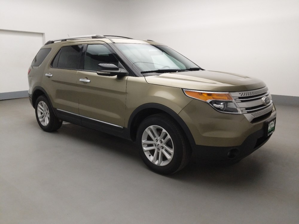 2012 Ford Explorer - Passenger Front Side