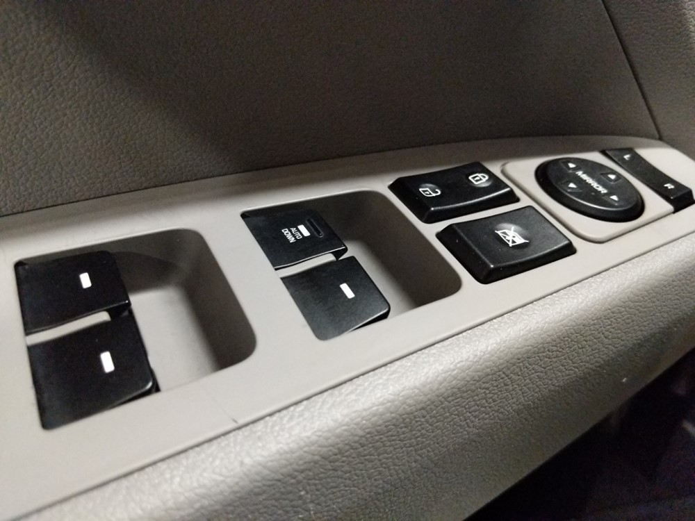 2017 Hyundai Elantra - Driver Power Windows/Lock Control