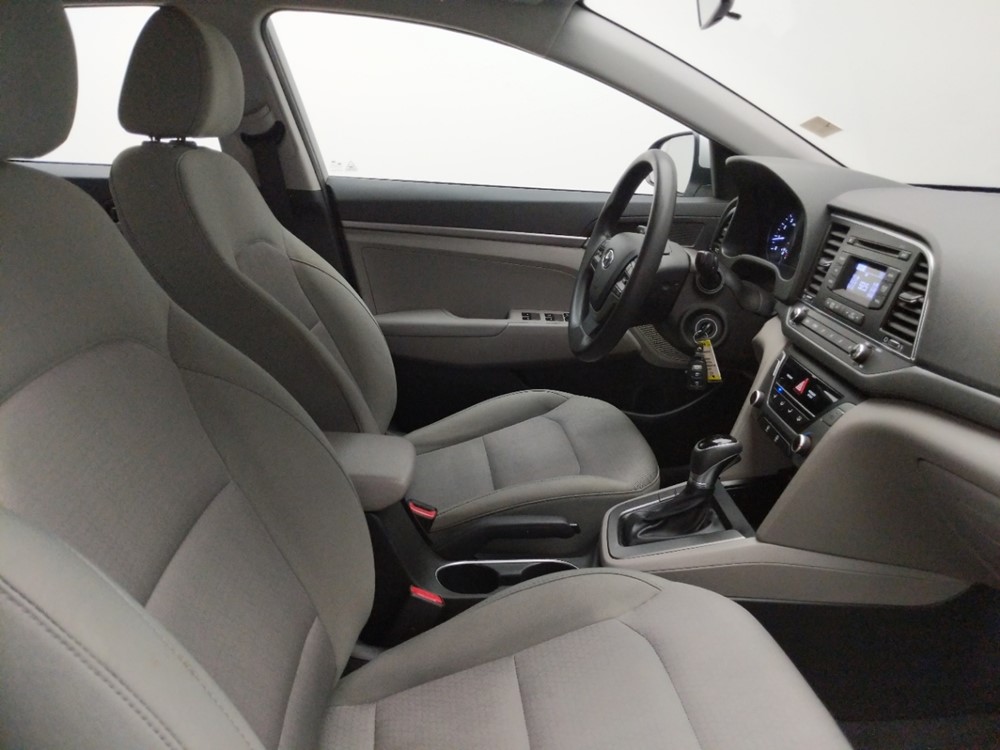 2017 Hyundai Elantra - Passenger Front Seat