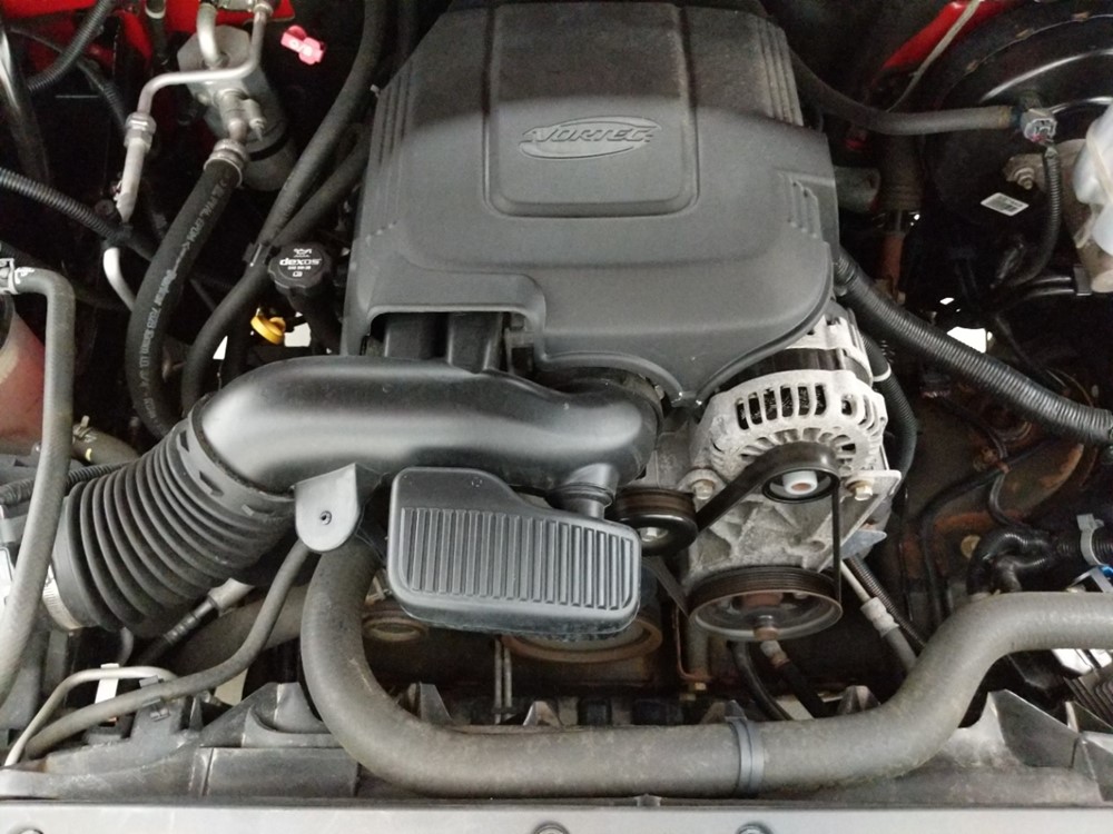 2013 Chevrolet Silverado 1500 - Engine