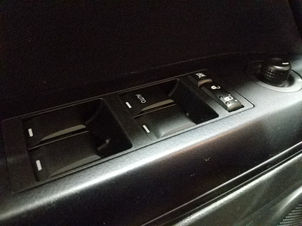 2016 Jeep Compass - Driver Power Windows/Lock Control