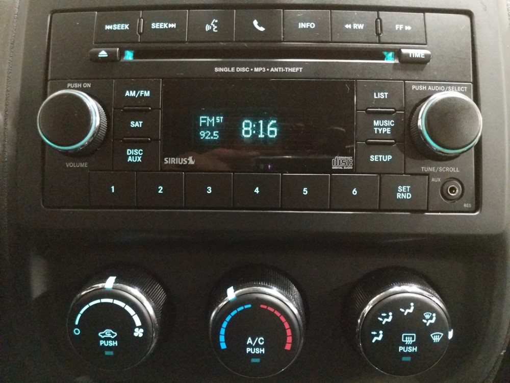 2016 Jeep Compass - Stereo Package