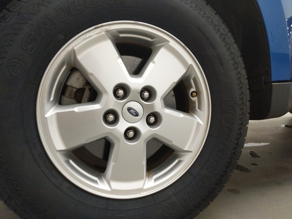 2012 Ford Escape - Wheel
