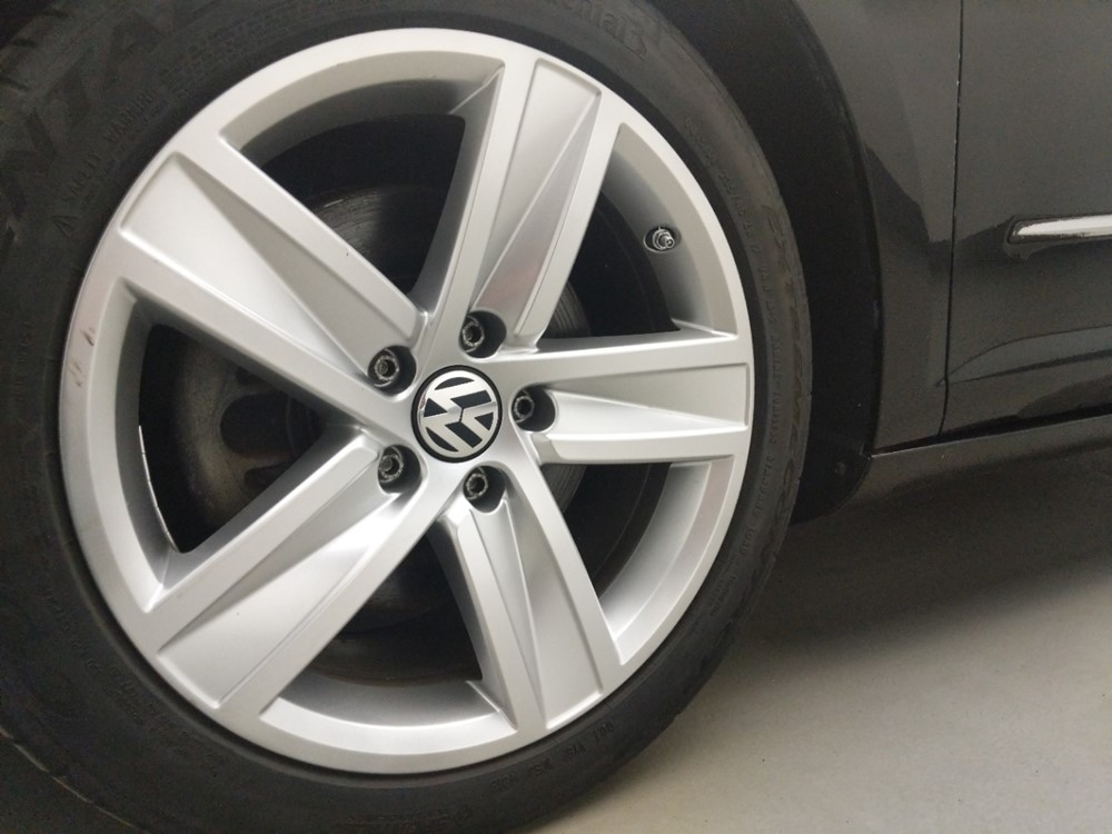 2014 Volkswagen CC - Wheel